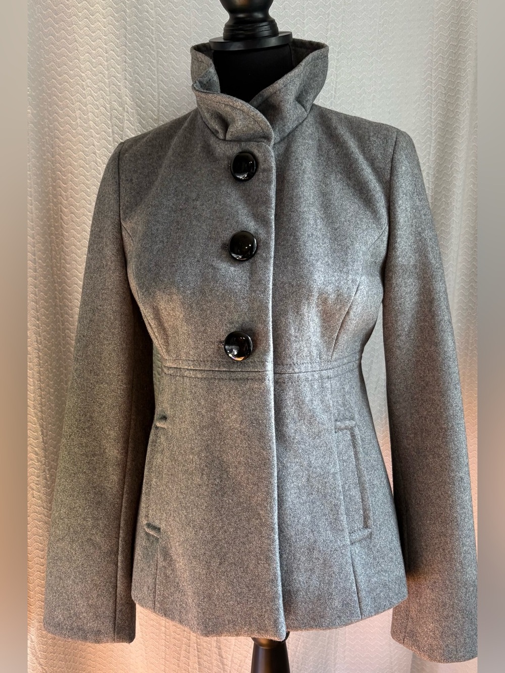 Old Navy Wool-Blend Gray Pea Coat With Ruffle Funnel Collar. Size S